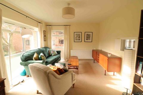undefined, Brackendale Court, Beckenham