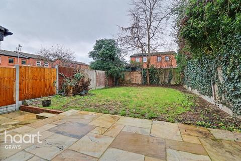 3 bedroom semi-detached house for sale, Erith Court, Purfleet