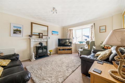 4 bedroom detached house for sale, Turpin Way, Chippenham