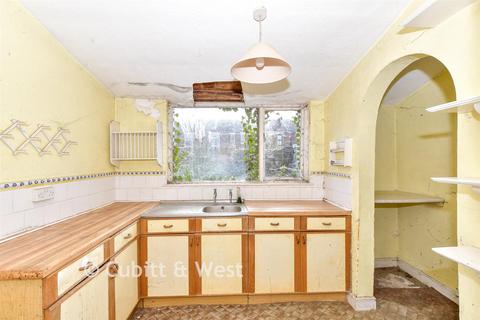 2 bedroom ground floor flat for sale, Oriel Road, North End, Portsmouth, Hampshire