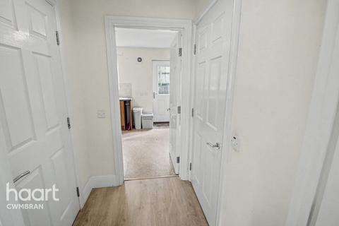 undefined, Clos Cae Nant, Cwmbran