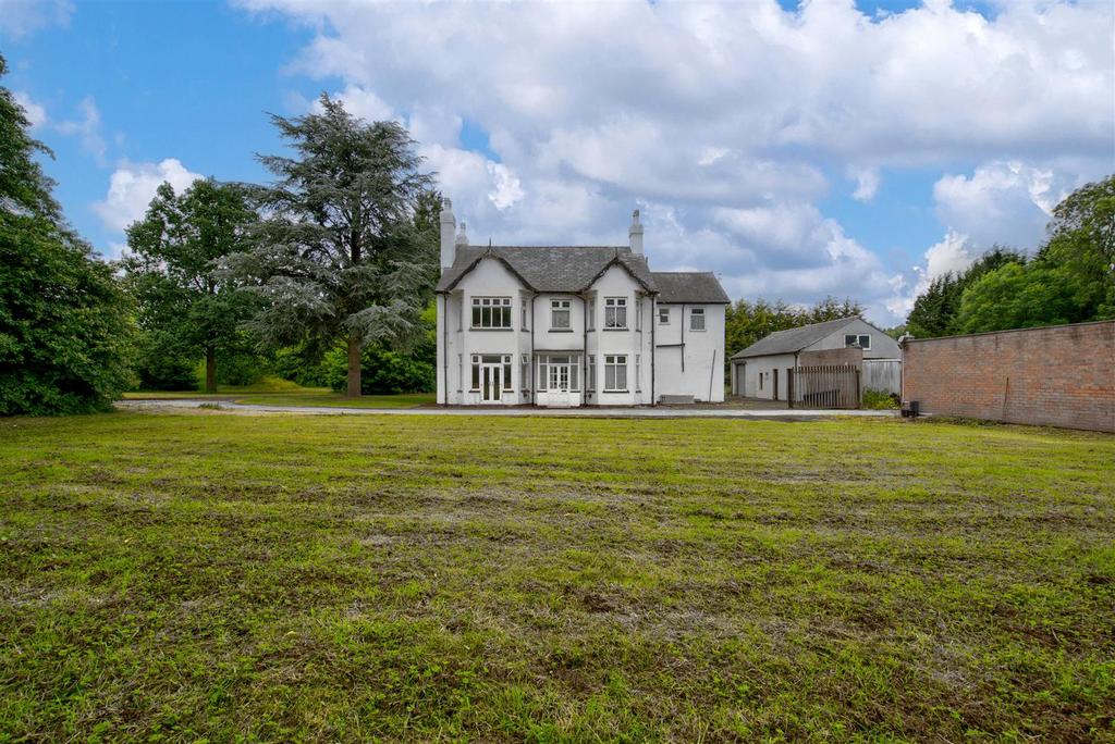 Bryn Hall, Bryn Gates Lane, Bamfurlong-120.jpg