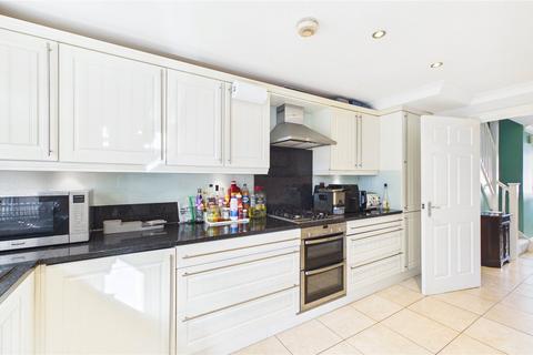 4 bedroom detached house for sale, Coyne Close, Surrey GU18