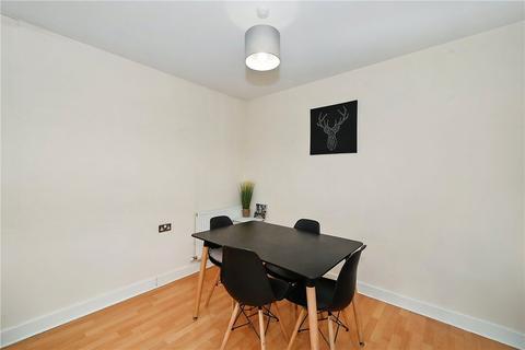3 bedroom flat for sale, Atelier Court North, 42, Leven Road, Tower, E14