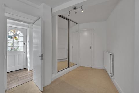2 bedroom flat to rent, Sharpleshall Street, Primrose Hill, London, NW1