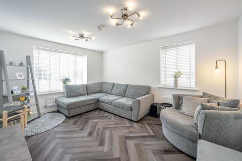 3 bedroom detached house for sale, Red Oak Drive, Lea Castle, Cookley, DY10 3GH