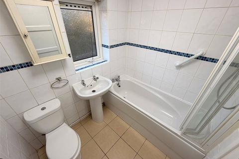 2 bedroom apartment for sale, Poplar Avenue, Horwich, Bolton, BL6