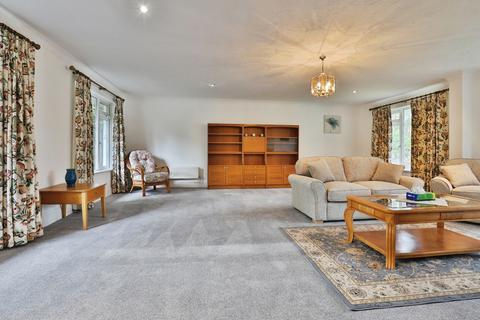4 bedroom bungalow for sale, St. Ives Park, RINGWOOD, Hampshire, BH24