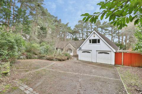 4 bedroom bungalow for sale, St. Ives Park, RINGWOOD, Hampshire, BH24