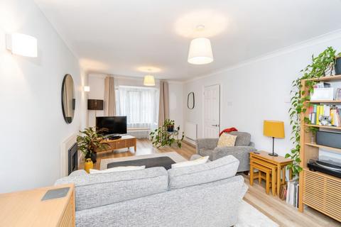 undefined, Hill Farm Road, Southampton, Hampshire, SO15