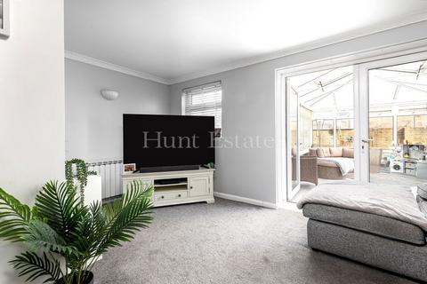 4 bedroom semi-detached house for sale, 5 Les Tuiles