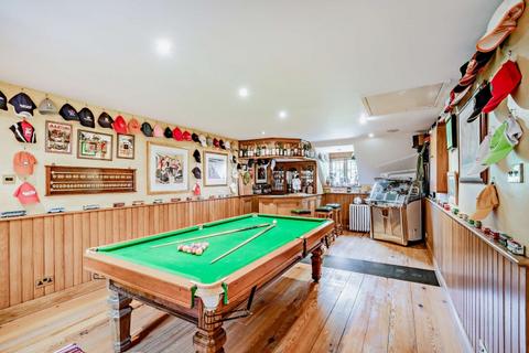 undefined, Church End, Priors Hardwick