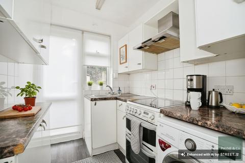 2 bedroom terraced house for sale, Aldborough Road South, Ilford, IG3