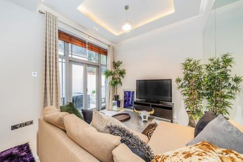 2 bedroom flat to rent, Courtfield Gardens, SW5