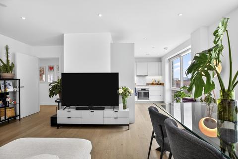 2 bedroom flat for sale, 10 Wyndham Road, London, SE5