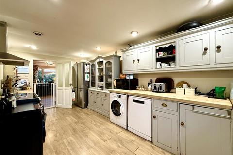 4 bedroom detached house for sale, Church Lane, Ipswich IP6