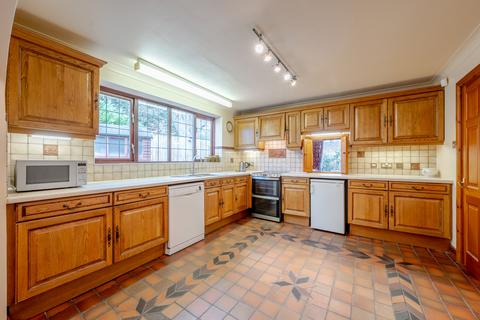 3 bedroom detached house for sale, Grosvenor Park, Leeds LS7