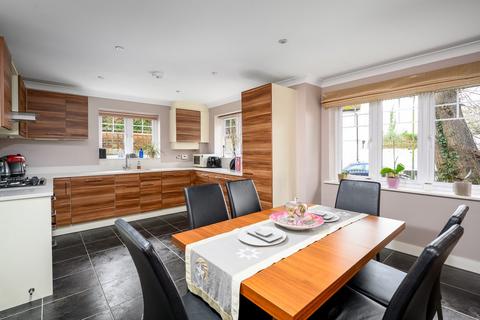 3 bedroom semi-detached house for sale, Manor Road, Walton-on-Thames, KT12