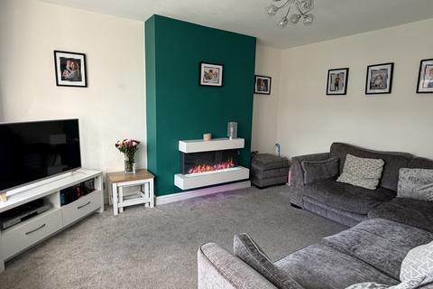 undefined, Tewkesbury GL20