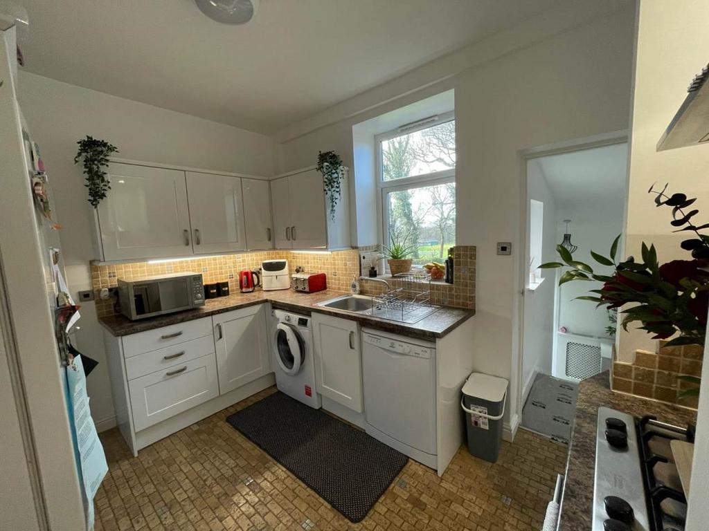 Kitchen 4
