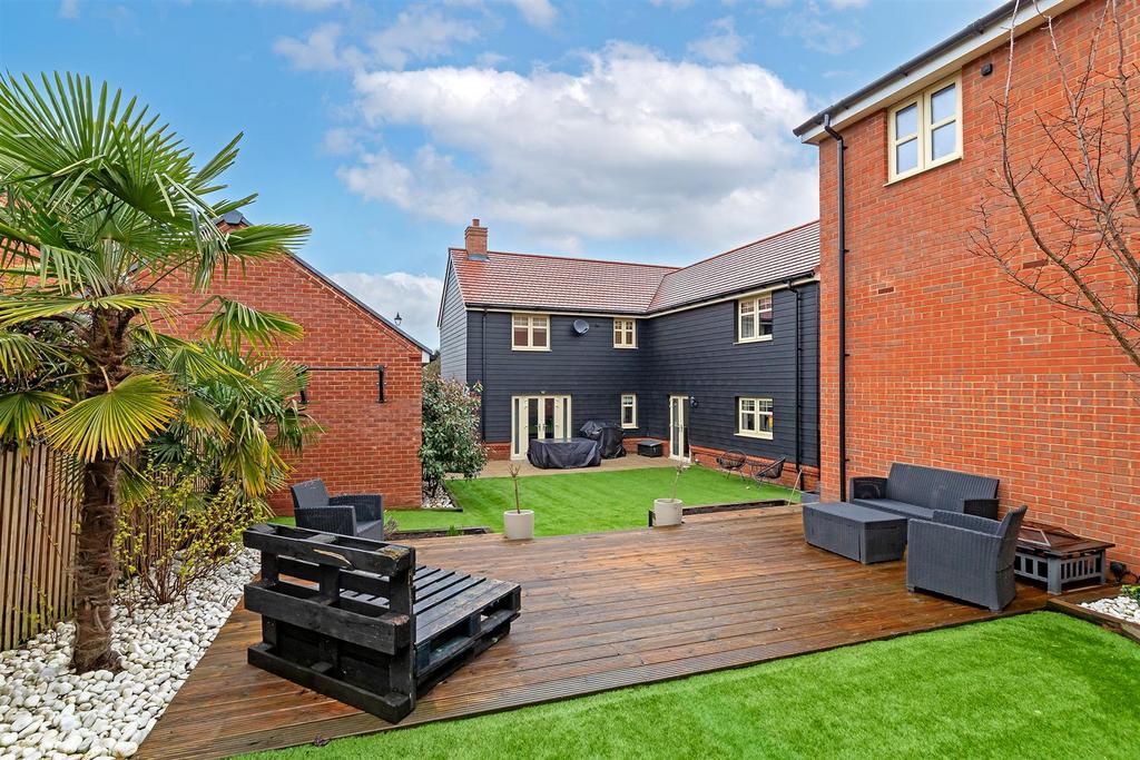 10 Milvus Road-50.jpg