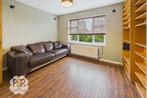 3 bedroom end of terrace house for sale, Beech Avenue, New Mills, SK22