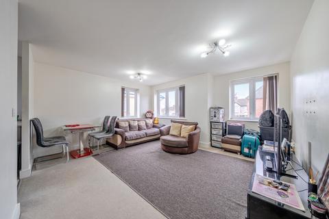 2 bedroom apartment for sale, Corbins Lane, Harrow