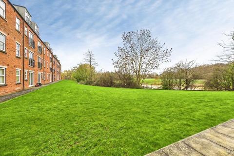 2 bedroom flat to rent, Willow Tree Close, Lincoln