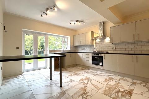 4 bedroom semi-detached house to rent, Delves Crescent, Walsall, West Midlands, WS5