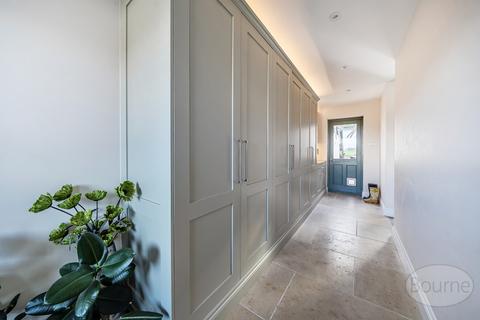 3 bedroom semi-detached house for sale, Cobbetts Way, Farnham, Surrey, GU9