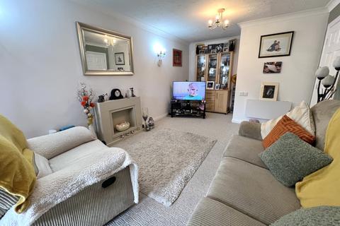 1 bedroom apartment for sale, Sovereign Court, Cleveleys FY5