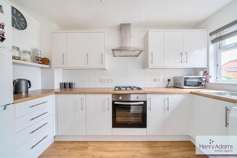 undefined, Dukes Close, Petersfield, GU32