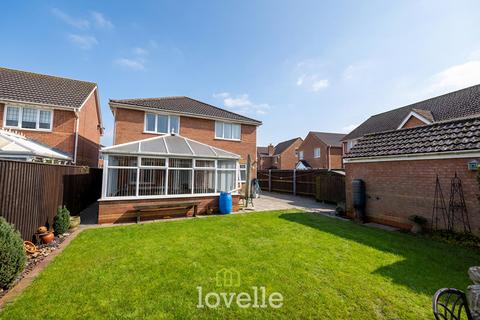 4 bedroom detached house for sale, Garrick Lane, New Waltham DN36