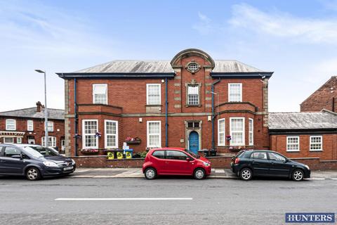 1 bedroom flat for sale, Stanley Road, The Old Nick, Manchester, M28 3DT