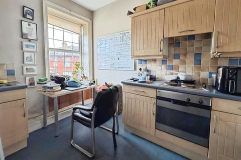 1 bedroom flat for sale, Stanley Road, The Old Nick, Manchester, M28 3DT