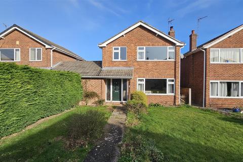 3 bedroom detached house for sale, Oak Avenue, Bingham