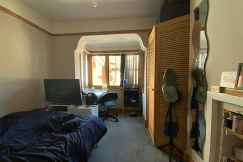 undefined, London Road, High Wycombe, HP11