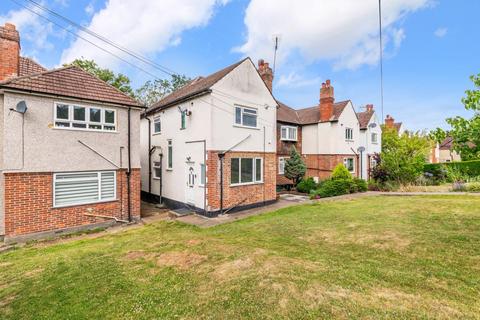2 bedroom maisonette for sale, Ewell By Pass, Ewell Village