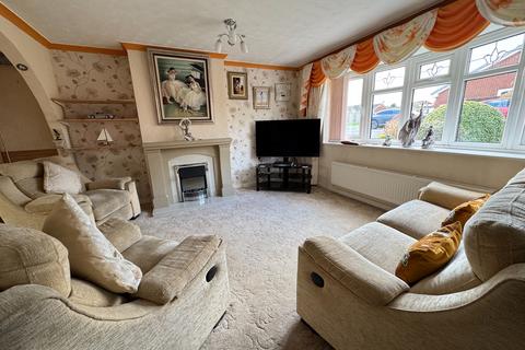 undefined, Gatcombe Close, Stretton, Burton-on-Trent, DE13