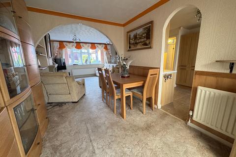 undefined, Gatcombe Close, Stretton, Burton-on-Trent, DE13