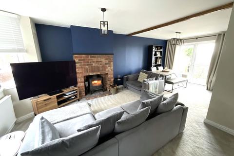 3 bedroom semi-detached house for sale, Highmoor Road, Rowley Regis B65