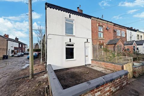 2 bedroom terraced house for sale, Wigan Road, Westhoughton, BL5
