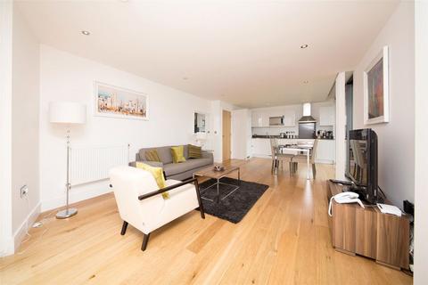 2 bedroom flat to rent, Uxbridge Road, London W5