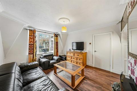 3 bedroom end of terrace house for sale, Morris Gardens, Dartford