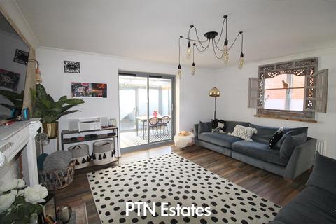2 bedroom end of terrace house for sale, Short Street, Stourbridge