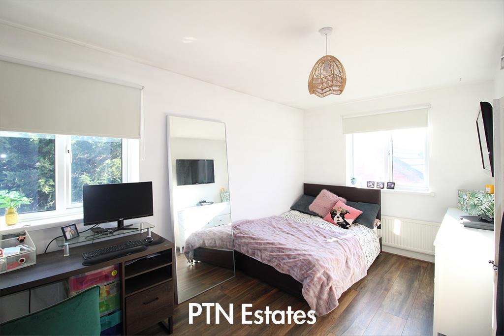 Bedroom 2 .jpg