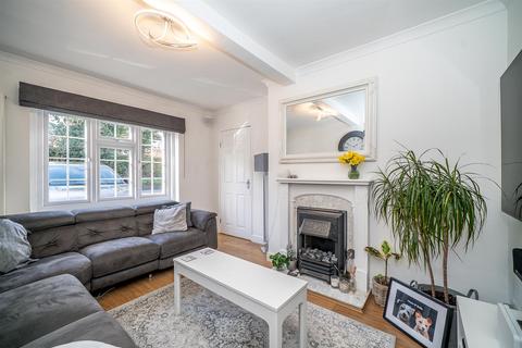 3 bedroom semi-detached house for sale, Boxted Road, Hemel Hempstead, Hertfordshire, HP1 2QU