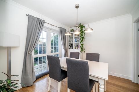 3 bedroom semi-detached house for sale, Boxted Road, Hemel Hempstead, Hertfordshire, HP1 2QU