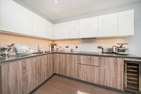 undefined, Queenshurst Square, Kingston Upon Thames KT2
