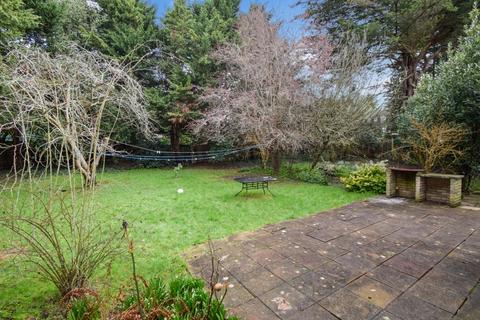 undefined, Sweetmans Avenue, Pinner HA5